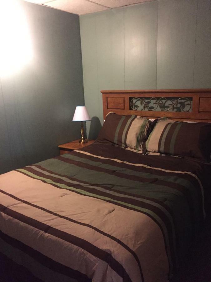 The Wheelhouse Inn Pine Hill Extérieur photo